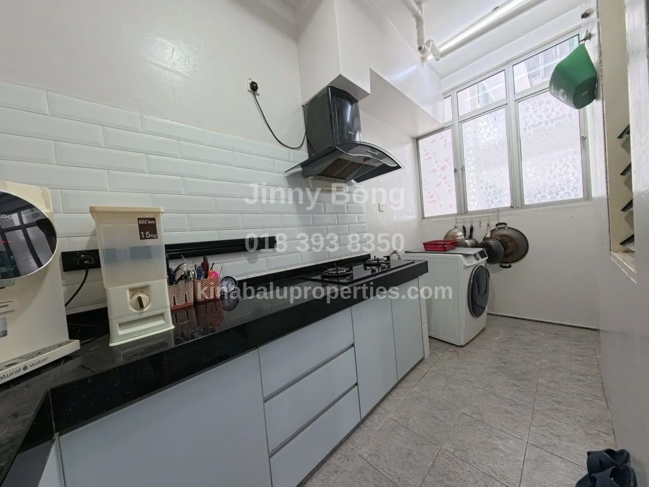 Wet Kitchen
