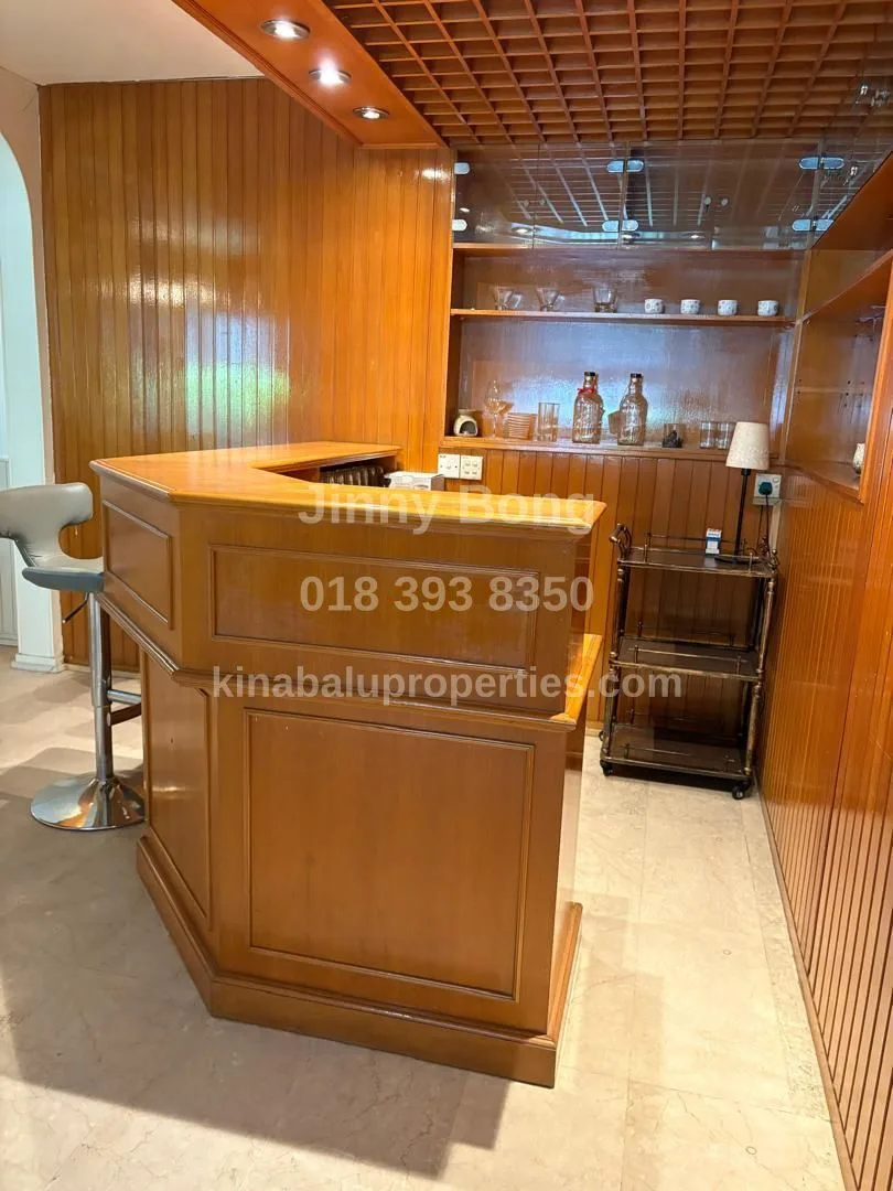 Built-in bar