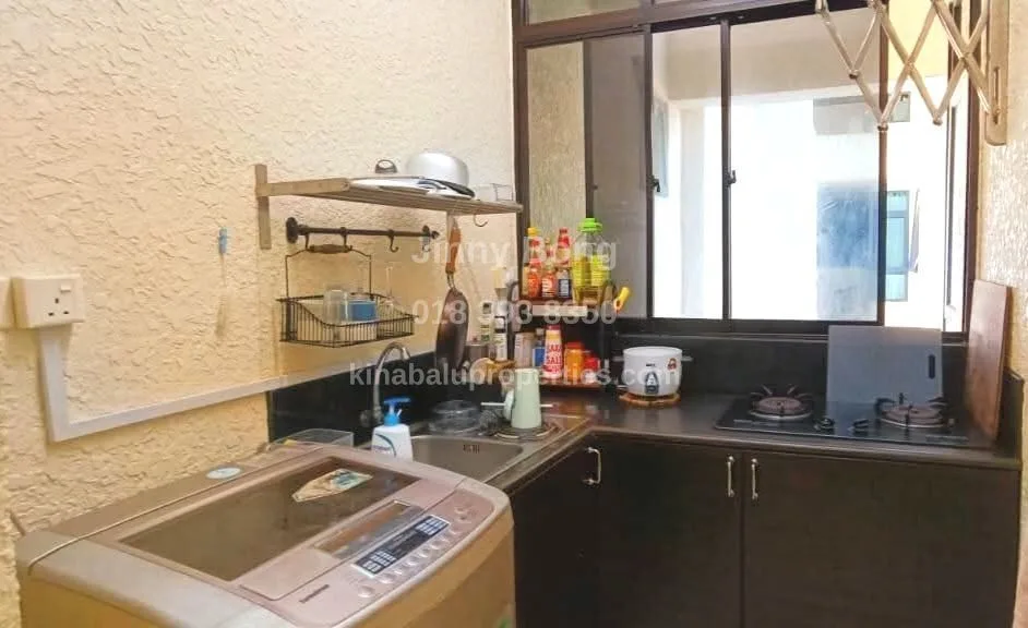 Wet Kitchen