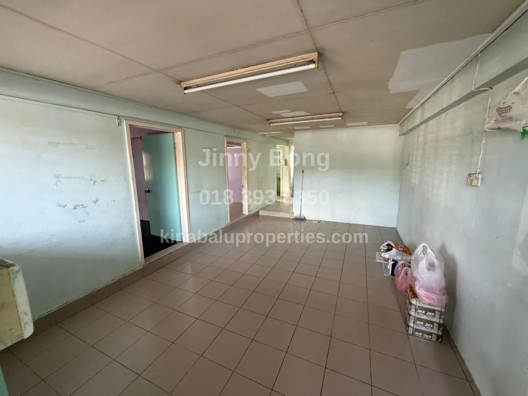 Ground-floor living room
