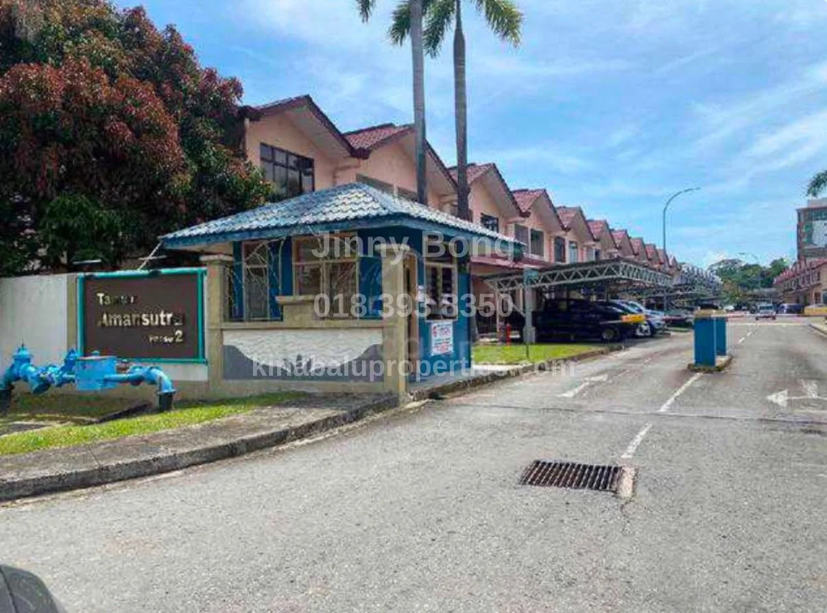 Entrance gate to Taman Amansutra